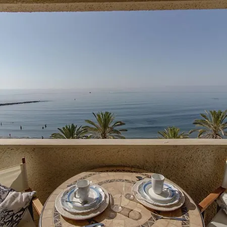 Apartment Larycorte, Beautiful 3bdr Beachfront Marbella